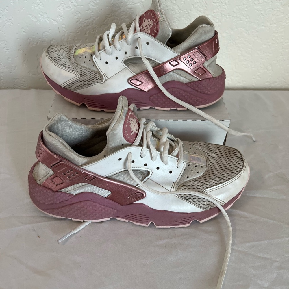 Nike Air Huarache AQ7889-100 Women White Pink Iridescent Shoes Size US 9 2018